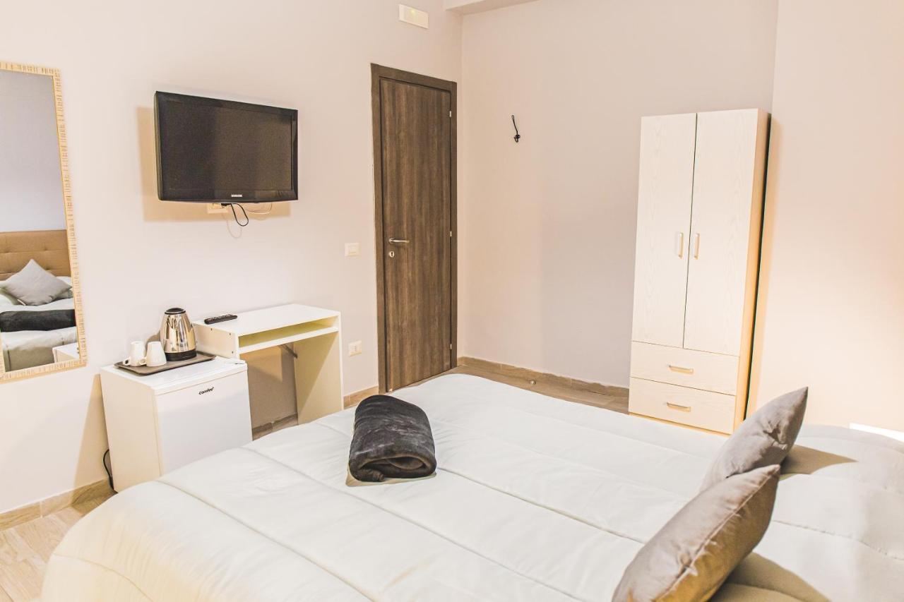Zuroli Suite Naples Extérieur photo